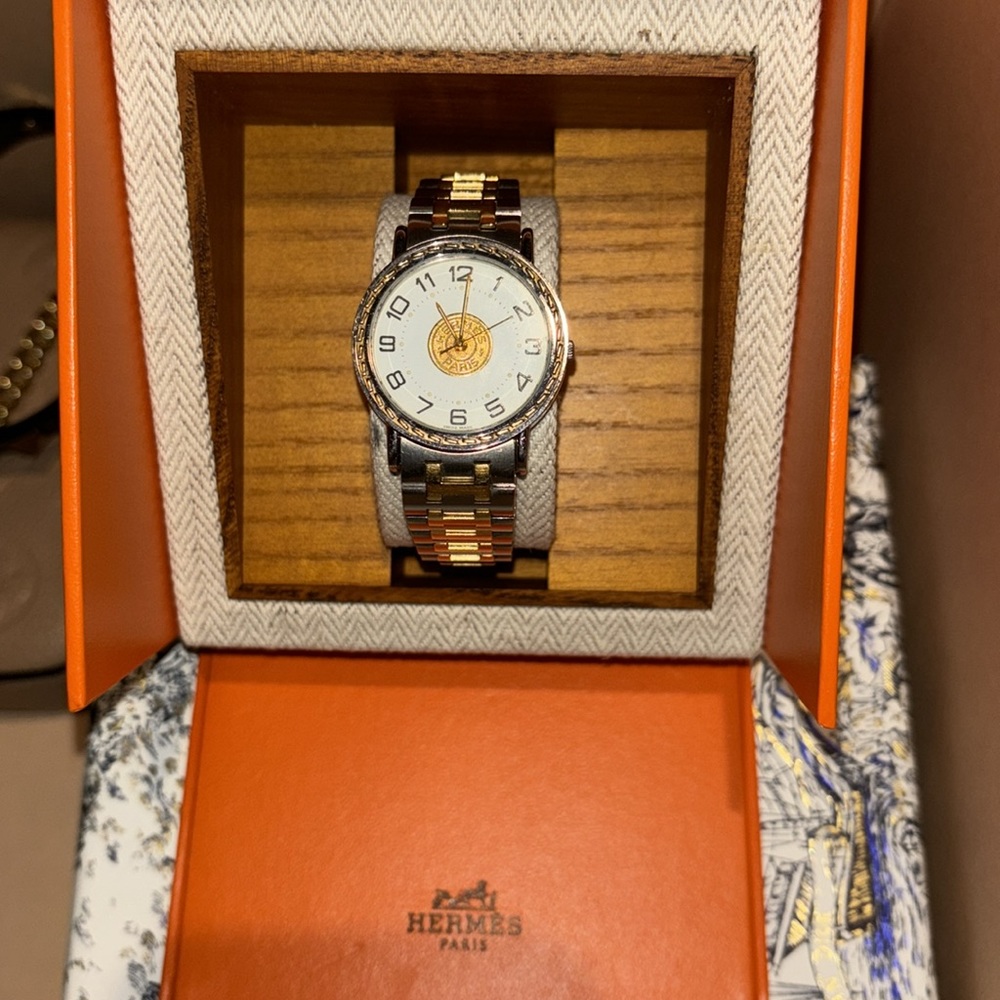 Preloved Hermes watch 7-7.5 inches in length